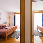 Apartman Ausgefallenes Nur 390 Meter Zum Mit Meerblick, 3 Parkplaetzen, Wifi *