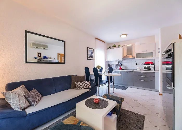 Apartamento Ausgefallenes Nur 390 Meter Zum Mit Meerblick, 3 Parkplaetzen, Wifi Selce