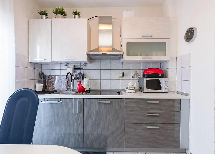 Apartamento Ausgefallenes Nur 390 Meter Zum Mit Meerblick, 3 Parkplaetzen, Wifi Selce