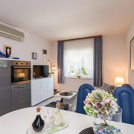 Ausgefallenes Nur 390 Meter Zum Mit Meerblick, 3 Parkplaetzen, Wifi Apartment